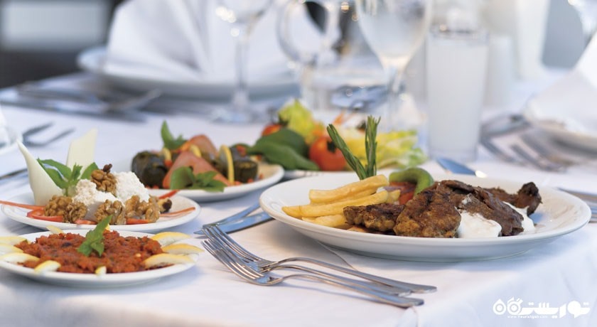 رستوران اصلی هتل ملاس لارا